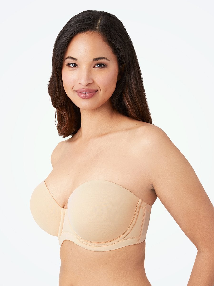 Wacoal Underwire Bra band and sides smooth and minimize bulge