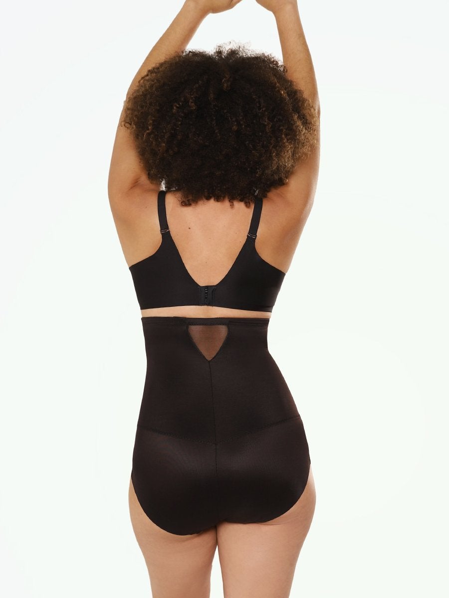 Miraclesuit tucks and lifts the tummy, sides, and back 