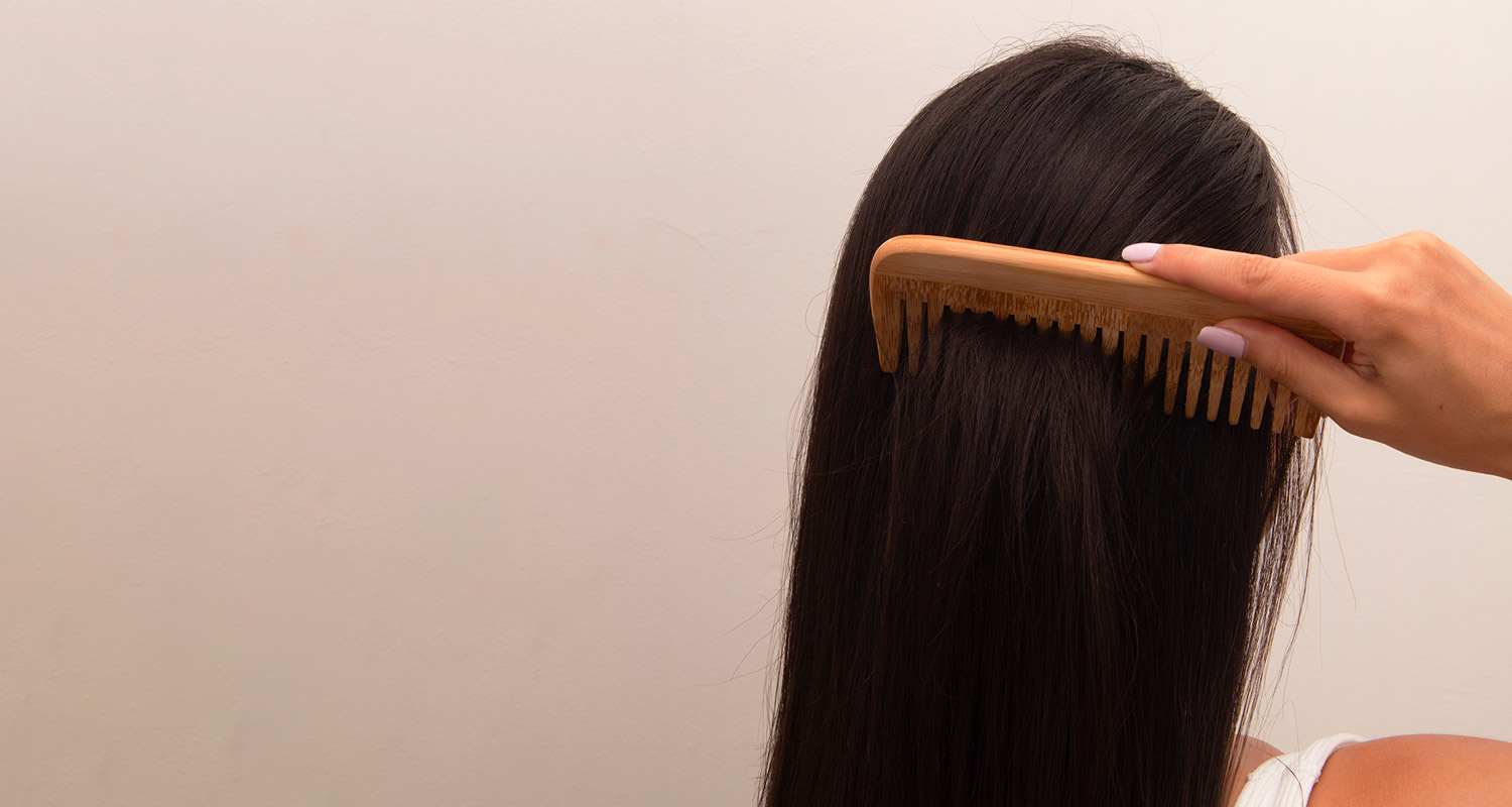 Clarifying shampoo: the magical solution for oily hair!